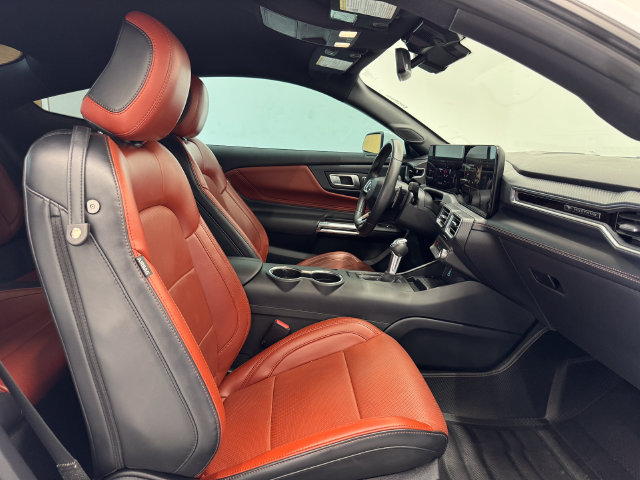 Used 2024 Ford Mustang GT Premium RWD image 18
