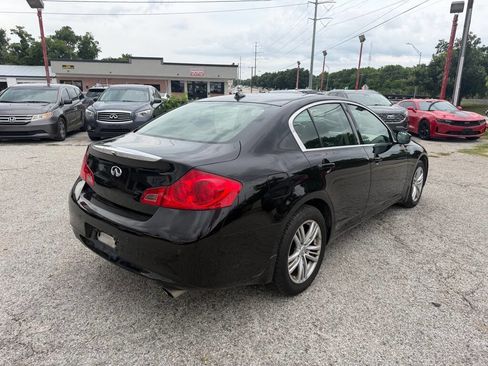 Used 2013 INFINITI G37 x Sedan w/ Premium Pkg AWD/4WD image 7