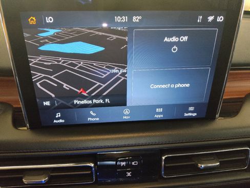 Used 2023 Lincoln Aviator Reserve RWD image 25