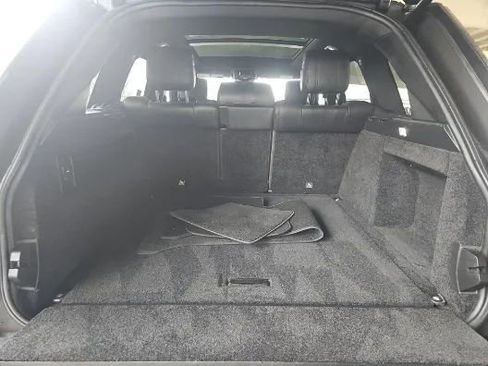 Used 2017 Land Rover Range Rover Supercharged image 18