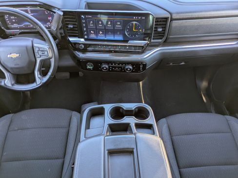 Used 2023 Chevrolet Silverado 1500 LT w/ Protection Package image 10