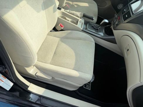 Used 2011 Subaru Impreza 2.5i Premium w/ PWR Moonroof Value Pkg AWD/4WD image 21