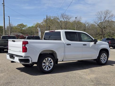 Used 2025 Chevrolet Silverado 1500 Custom image 7