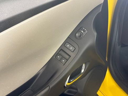 Used 2013 Chevrolet Camaro LS RWD image 13