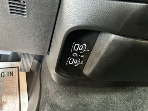 Used 2026 RAM 1500 Warlock AWD/4WD image 31