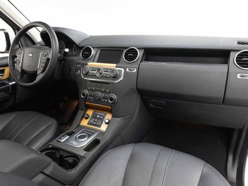 Used 2014 Land Rover LR4 HSE AWD/4WD image 2