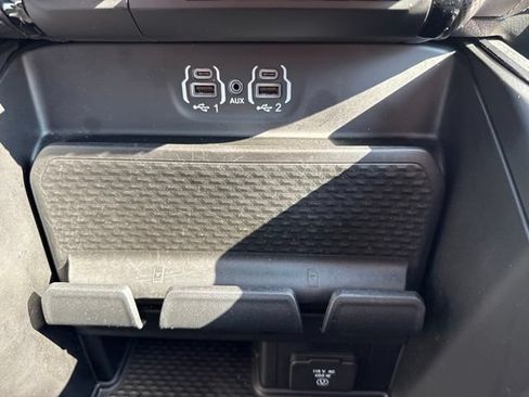 Used 2023 RAM 1500 Limited w/ Body Color Bumper Group AWD/4WD image 31