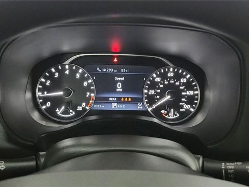 Certified 2025 Nissan Frontier SV image 35