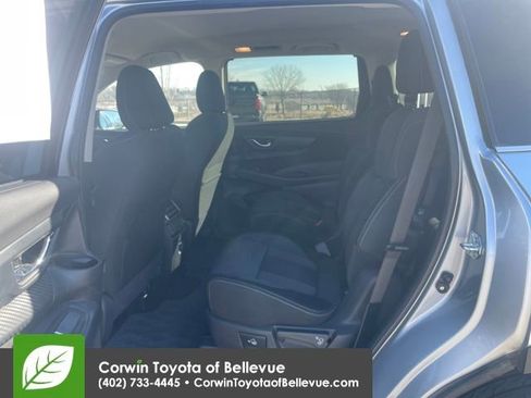 Used 2024 Subaru Ascent Premium w/ Convenience Package image 25