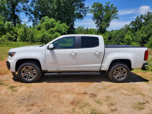 Used 2021 Chevrolet Colorado W/T RWD image 5