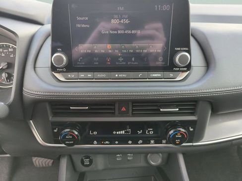 Certified 2024 Nissan Rogue SV w/ SV Premium Package image 35