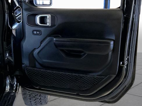 Used 2021 Jeep Gladiator Sport AWD/4WD image 20