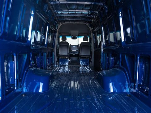 Used 2024 Mercedes-Benz Sprinter 3500 w/ Acoustic Package image 19