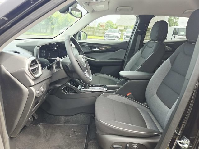 New 2026 Chevrolet TrailBlazer LT w/ Convenience Package FWD image 8
