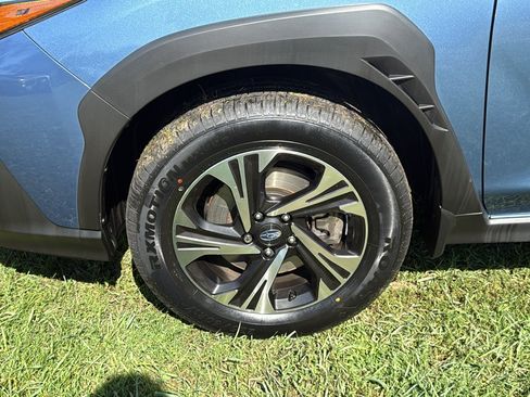 Certified 2024 Subaru Crosstrek 2.0i Premium AWD/4WD image 10
