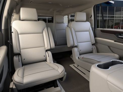 New 2026 GMC Yukon XL Denali AWD/4WD image 17