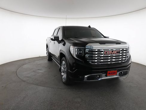 Used 2023 GMC Sierra 1500 Denali w/ Denali Reserve Package AWD/4WD image 3