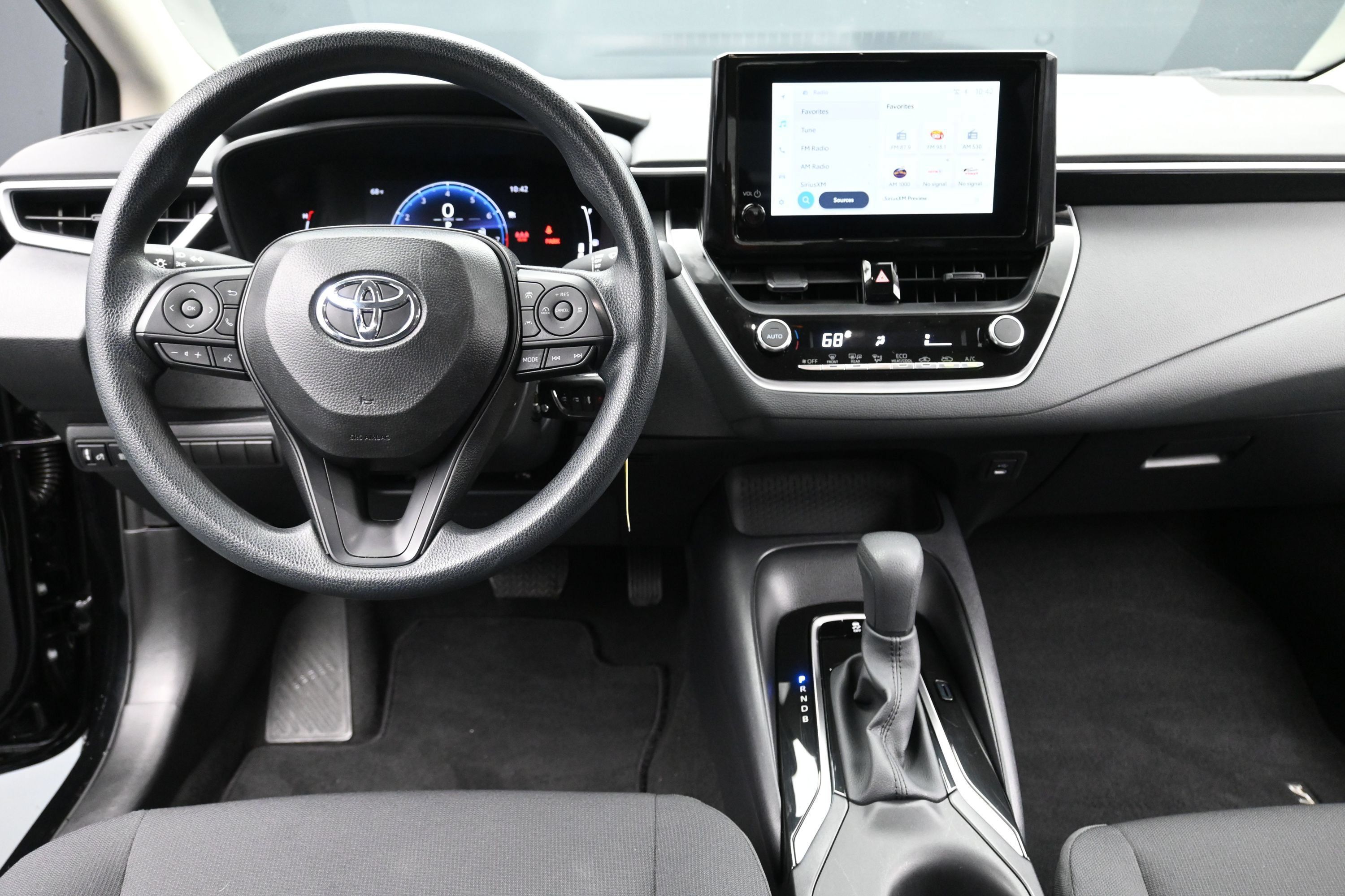 Used 2026 Toyota Corolla LE FWD image 20