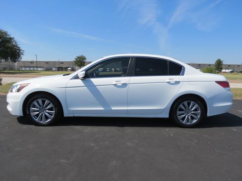 Used 2012 Honda Accord EX-L image 3