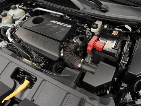 Used 2023 Nissan Rogue SV AWD/4WD image 43