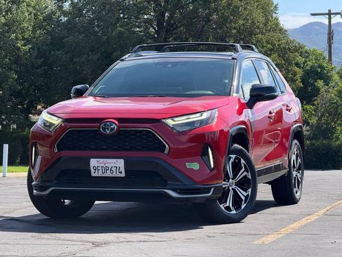 Used 2023 Toyota RAV4 XSE w/ Weather Package AWD/4WD image 1