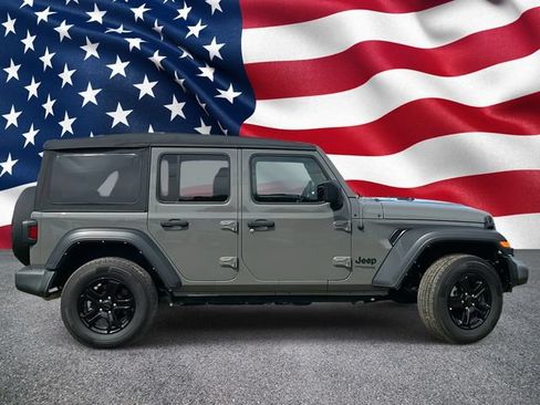 Used 2022 Jeep Wrangler Unlimited Sport AWD/4WD image 5