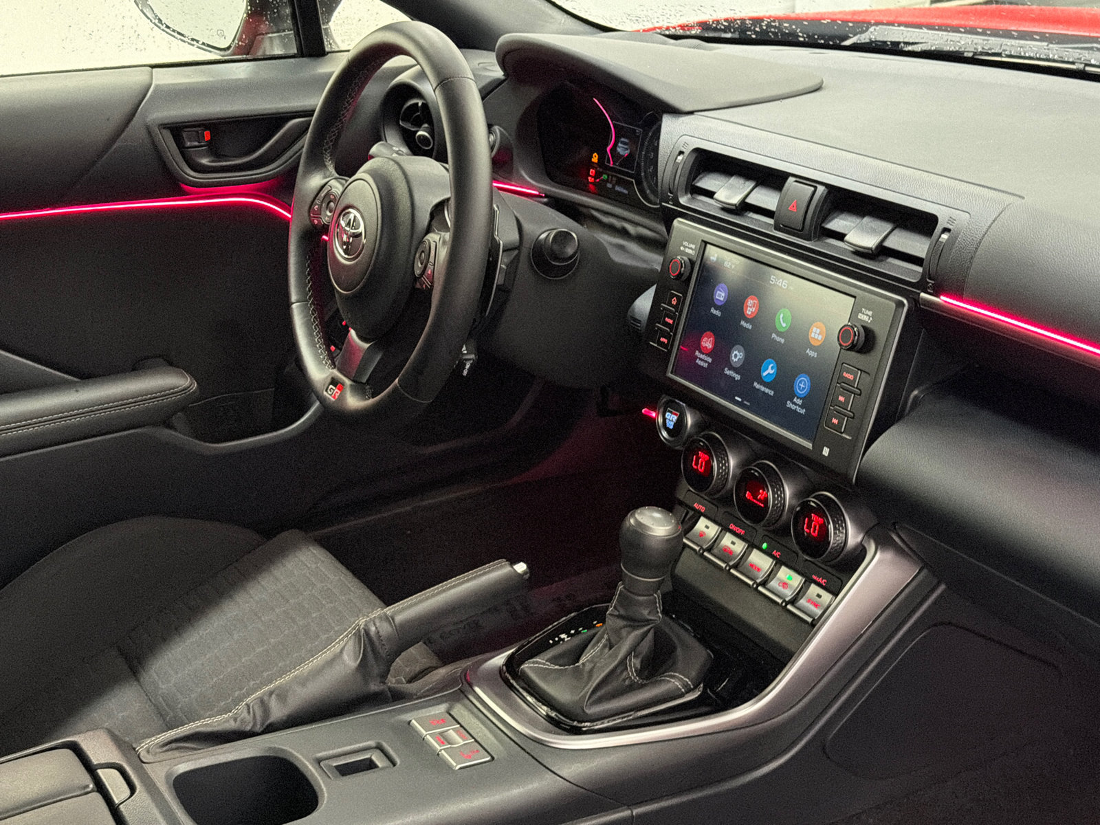Used 2025 Toyota GR86 RWD image 12
