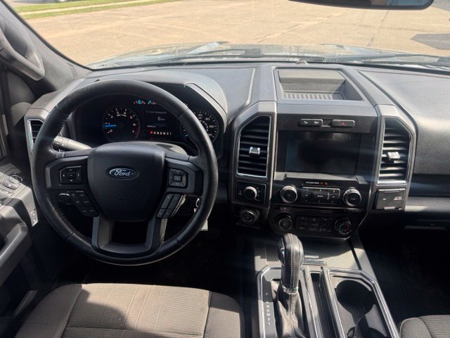 Used 2016 Ford F150 XLT w/ Equipment Group 302A Luxury AWD/4WD image 17