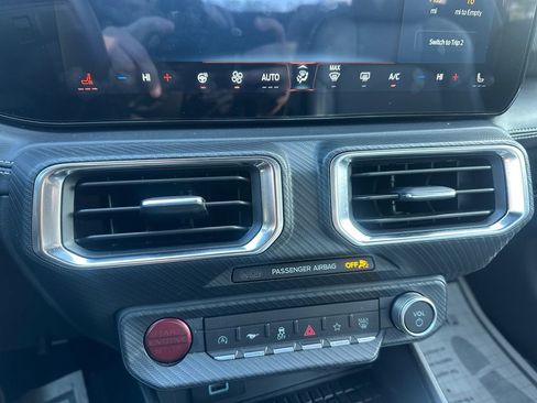 Used 2024 Ford Mustang GT Premium image 22