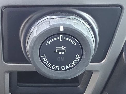 Used 2018 Ford F150 Lariat AWD/4WD image 19