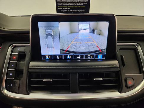 Used 2021 Chevrolet Tahoe Z71 w/ Z71 Signature Package AWD/4WD image 17