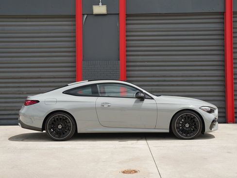 Used 2024 Mercedes-Benz CLE 300 4MATIC Coupe image 2