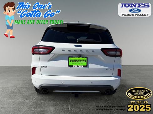 Used 2023 Ford Escape ST-Line w/ Tech Pack #1 AWD/4WD image 5