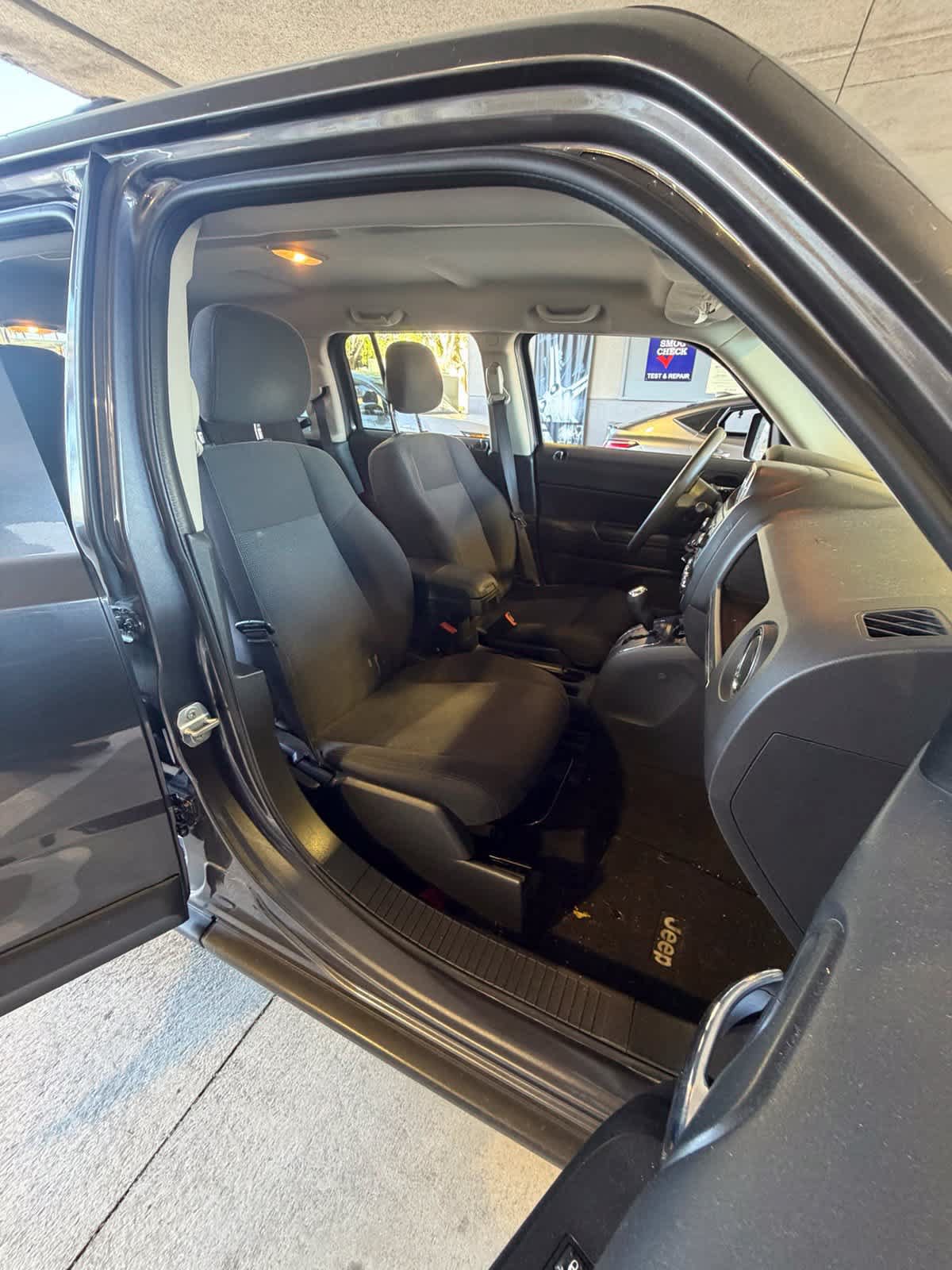 Used 2015 Jeep Patriot Sport w/ Power Value Group FWD image 13