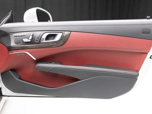 Used 2013 Mercedes-Benz SL 550 image 64