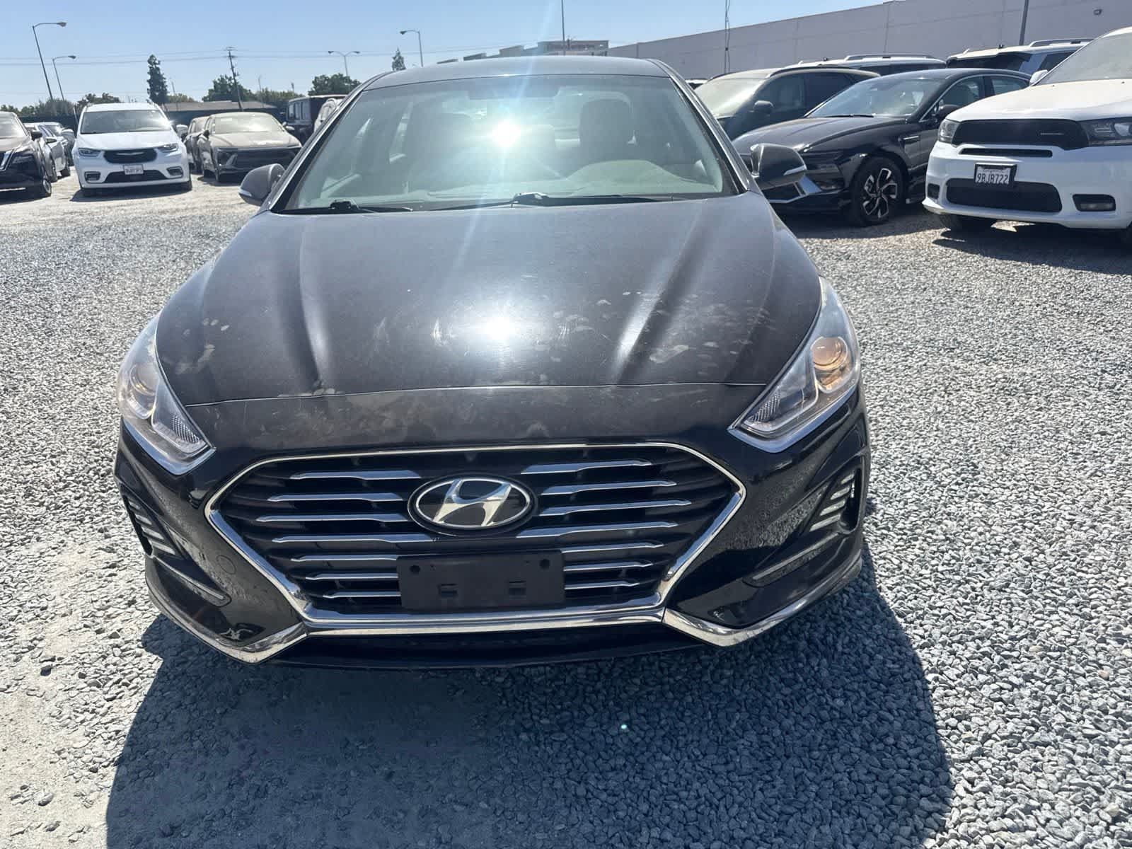 Used 2019 Hyundai Sonata SE FWD image 2