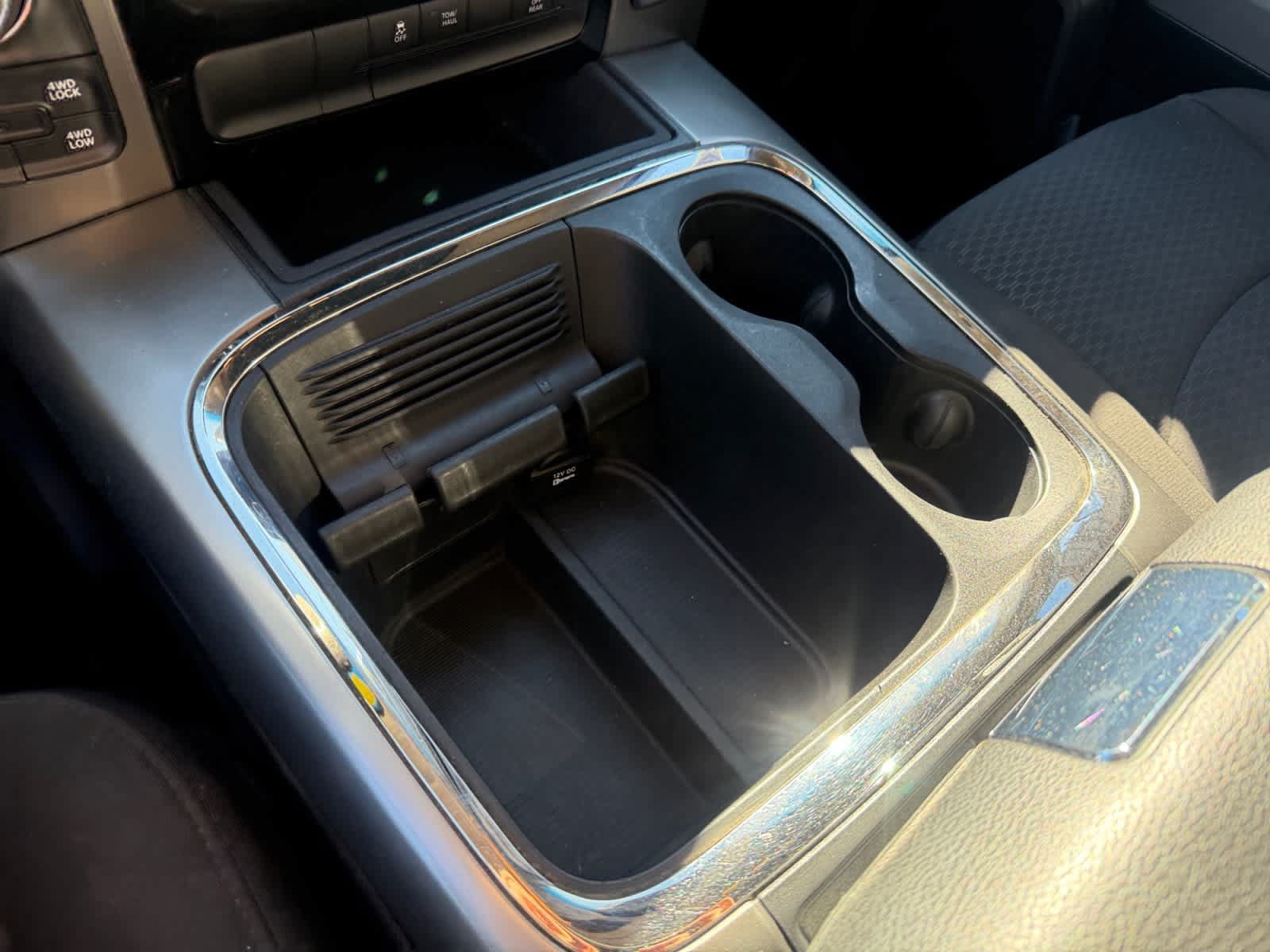 Used 2019 RAM 1500 Warlock AWD/4WD image 39