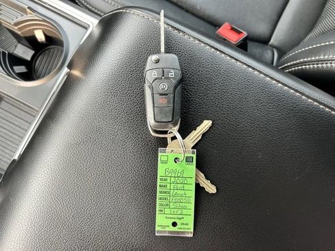 Used 2020 Ford F550 4x4 Crew Cab Super Duty w/ Lariat Value Package image 27