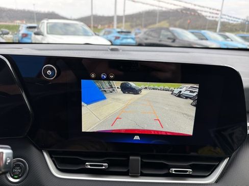 Used 2025 Chevrolet Equinox LT image 26