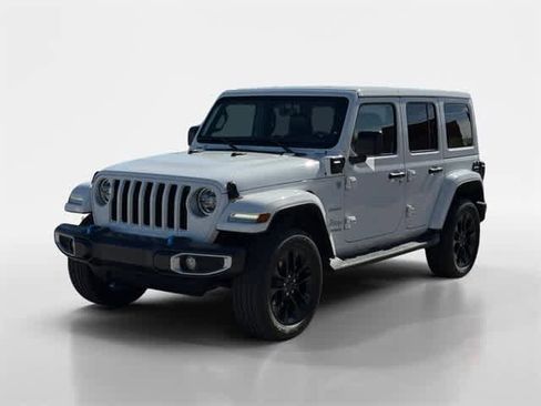 Used 2022 Jeep Wrangler Unlimited Sahara image 7