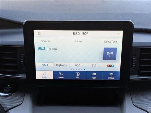 Used 2021 Ford Explorer XLT w/ Equipment Group 202A image 11