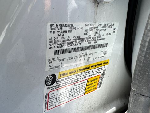 Used 2018 Ford Expedition XLT w/ Equipment Group 201A RWD image 29