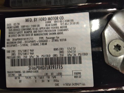 Used 2020 Ford Fusion SE FWD image 33