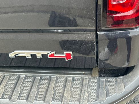 Used 2023 GMC Sierra 1500 AT4 AWD/4WD image 6