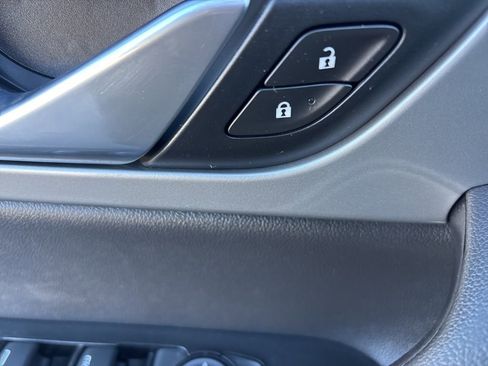 Certified 2020 Chevrolet Blazer LT w/ Sound & Technology Package image 15