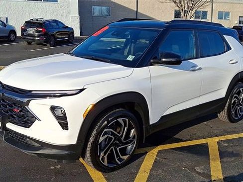 Used 2024 Chevrolet TrailBlazer RS w/ Convenience Package image 4