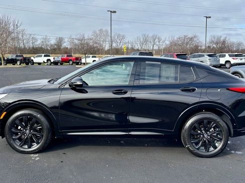 Used 2024 Buick Envista Sport Touring w/ Convenience I Package image 4