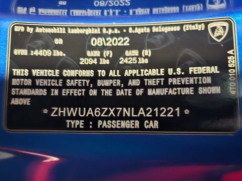 Used 2022 Lamborghini Huracan STO image 13