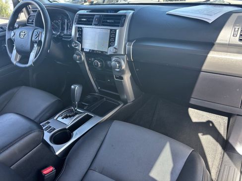 Used 2023 Toyota 4Runner SR5 Premium w/ Moonroof Package RWD image 13