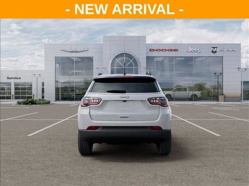Used 2026 Jeep Compass Limited w/ Sun, Sound & Navigation Group AWD/4WD image 7